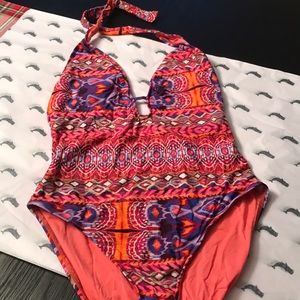 1 Pc La Blanca sz 10 bathing suit.  Worn 1x....